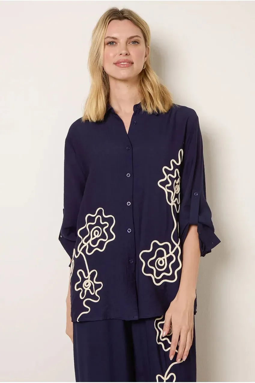 Blue Vanilla Floral Embroidery camicia blu navy ricamata