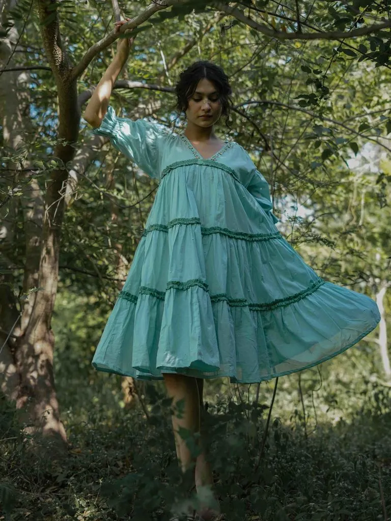 Our Dve Fae Loreto abito blu 36 pollici ricamo cotone