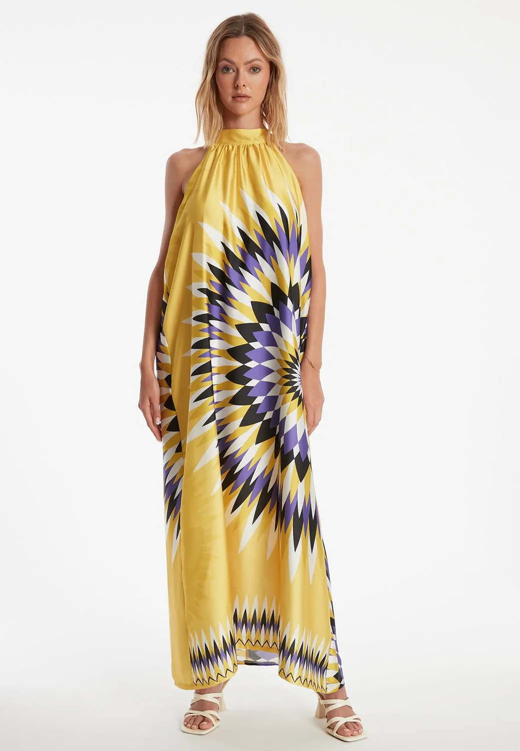 Ana Alcazar Zedala abito maxi giallo stelle