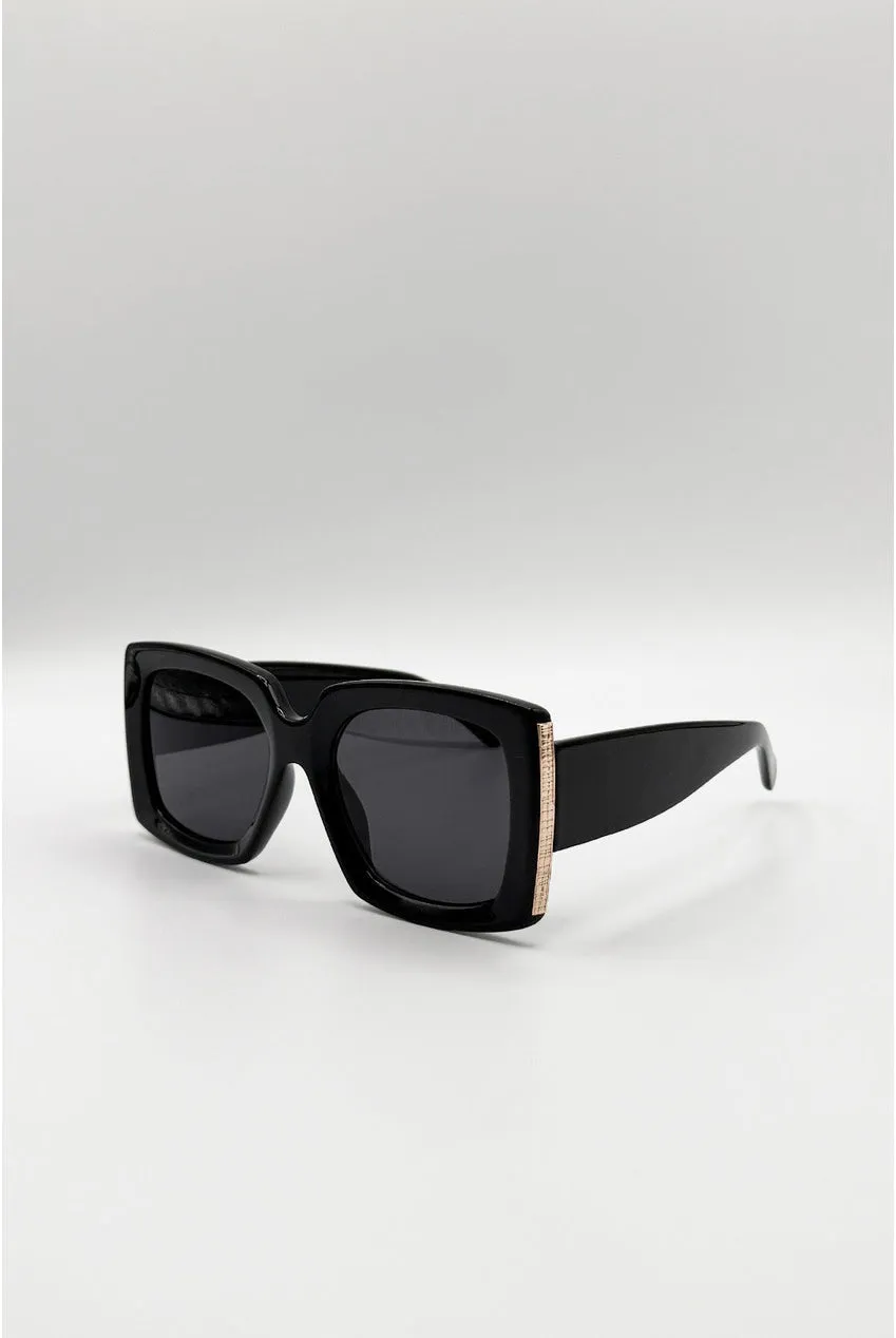 SVNX occhiali da sole neri oversize quadrati oro