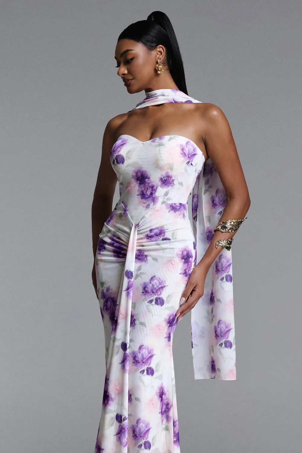 Bella Barnett Olivia abito maxi mesh viola floreale senza spalline