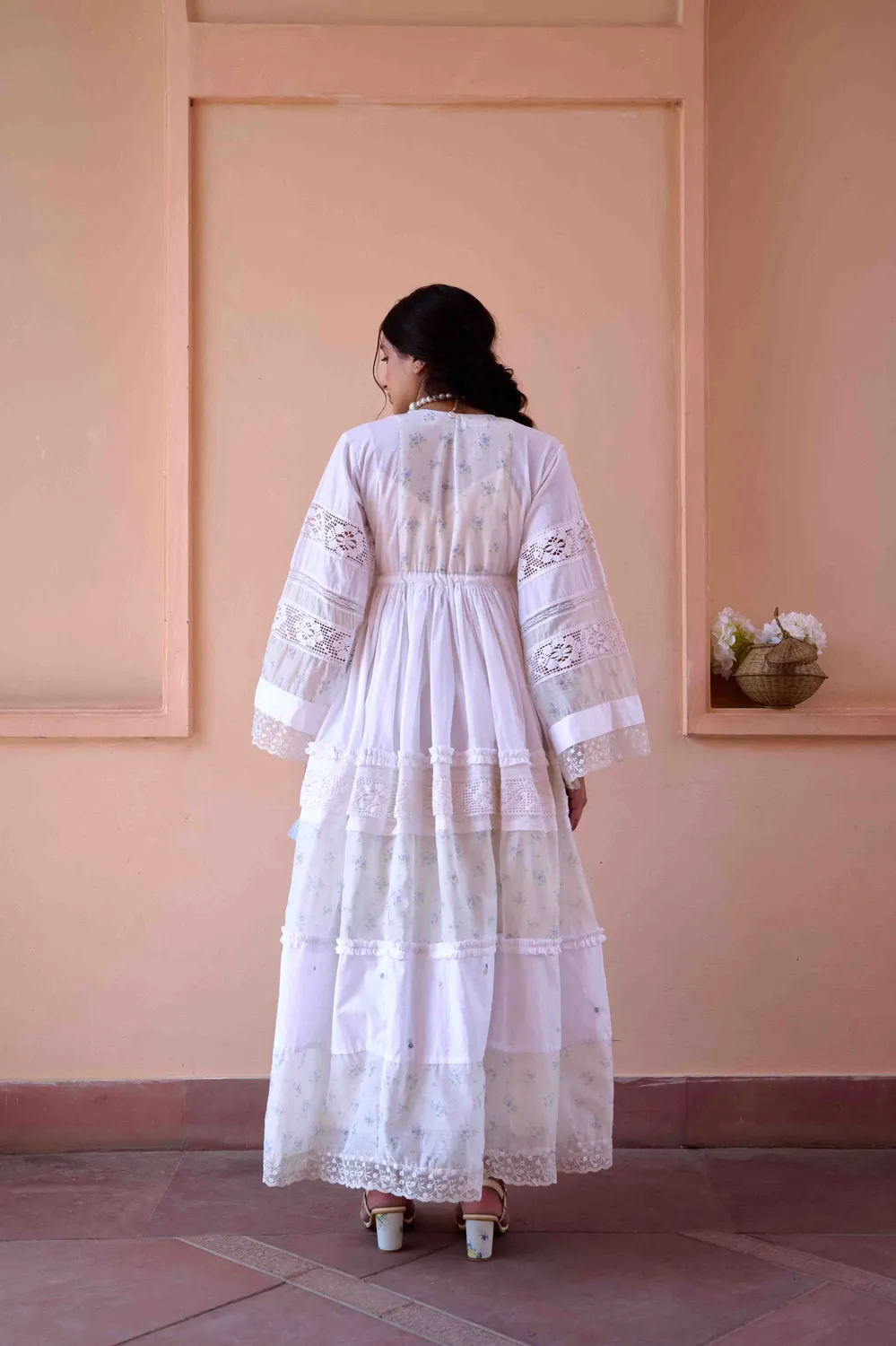 Our Dve Lucy abito lungo bianco cotone pizzo