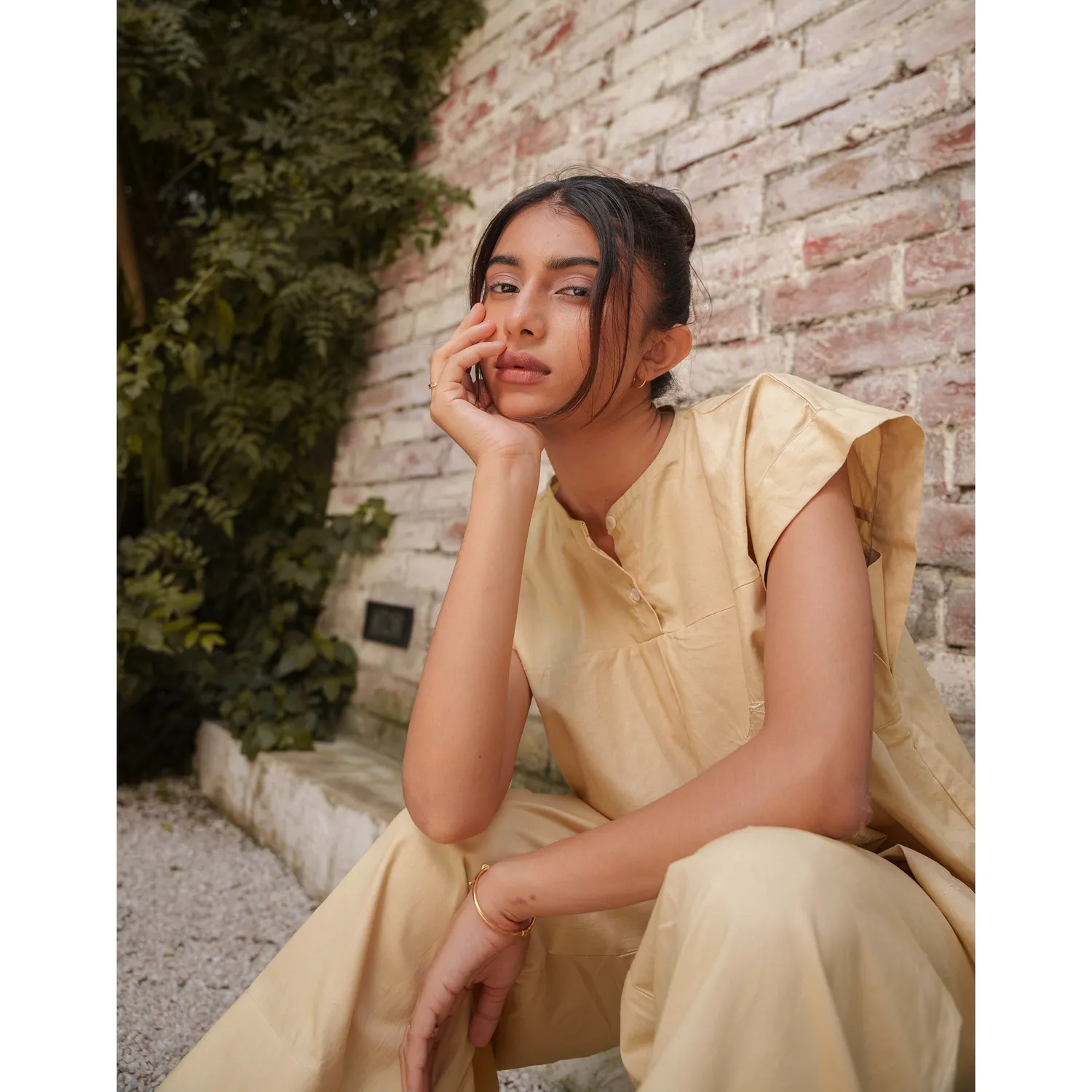 Our Dve Capsule 6 pantaloni marrone cotone 99 cm