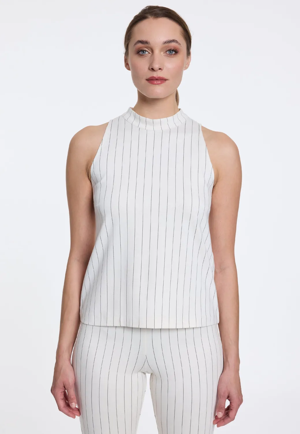 Ana Alcazar Draya top gessato bianco elegante
