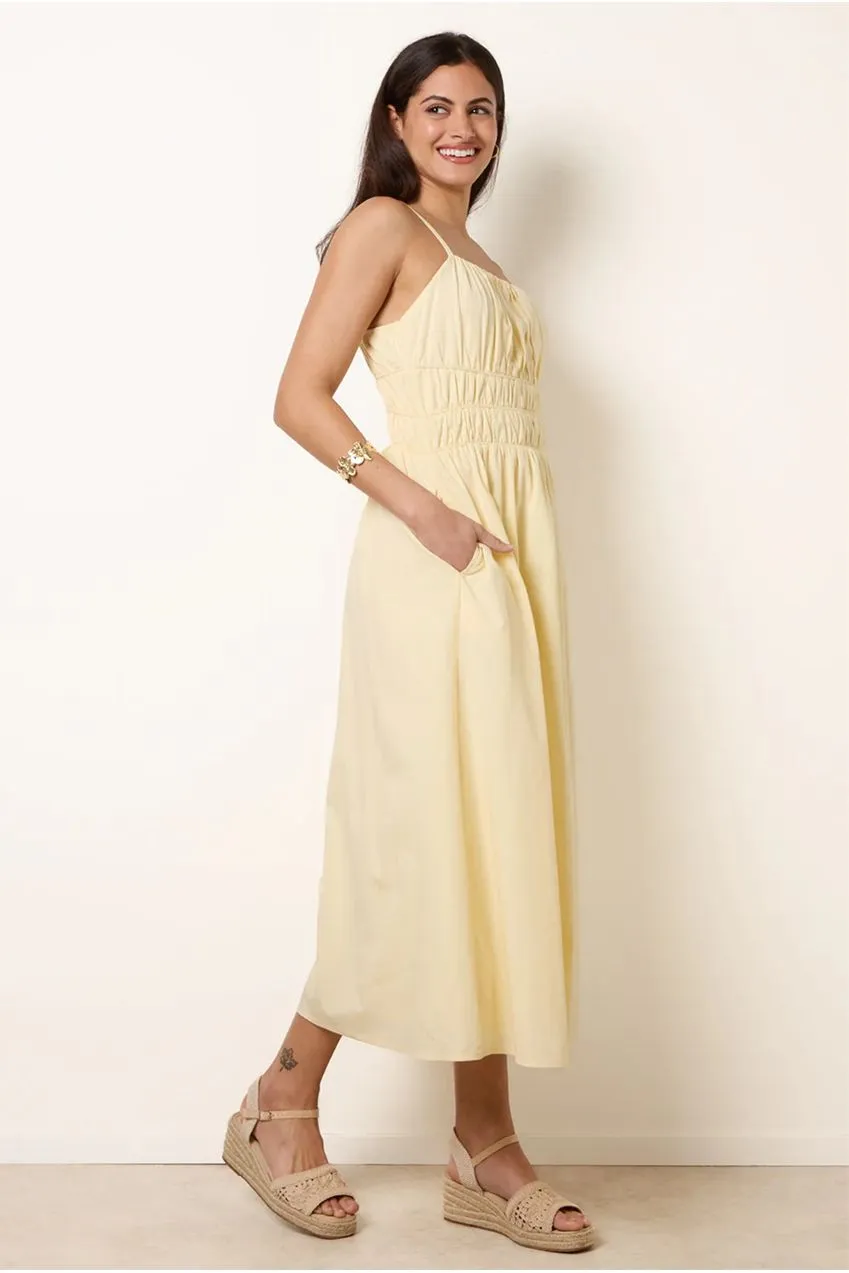 Blue Vanilla Ruched Binding Strappy Abito Midi Giallo in Cotone