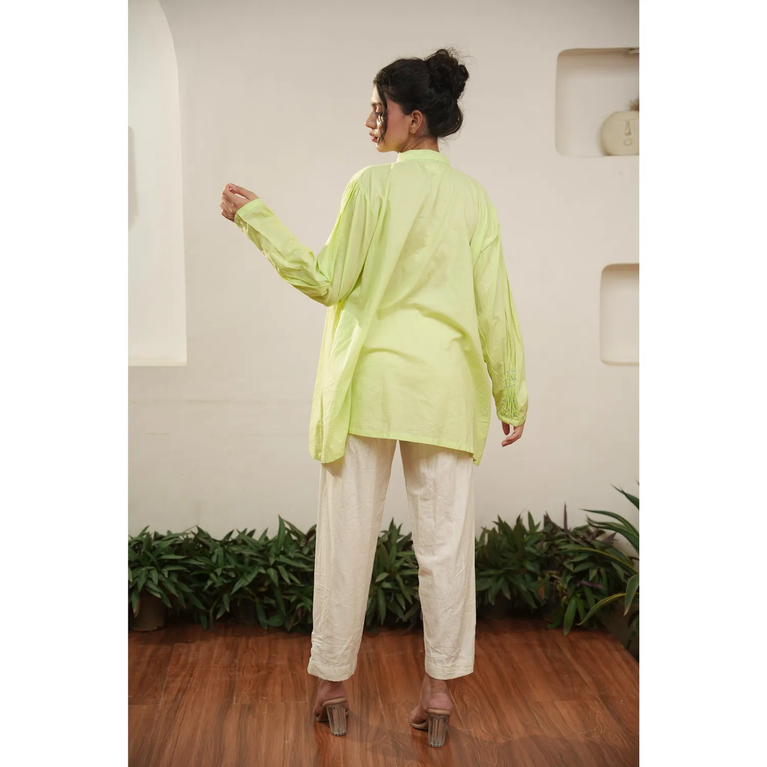 Our Dve Capsule 13 pantaloni beige verde 38 pollici
