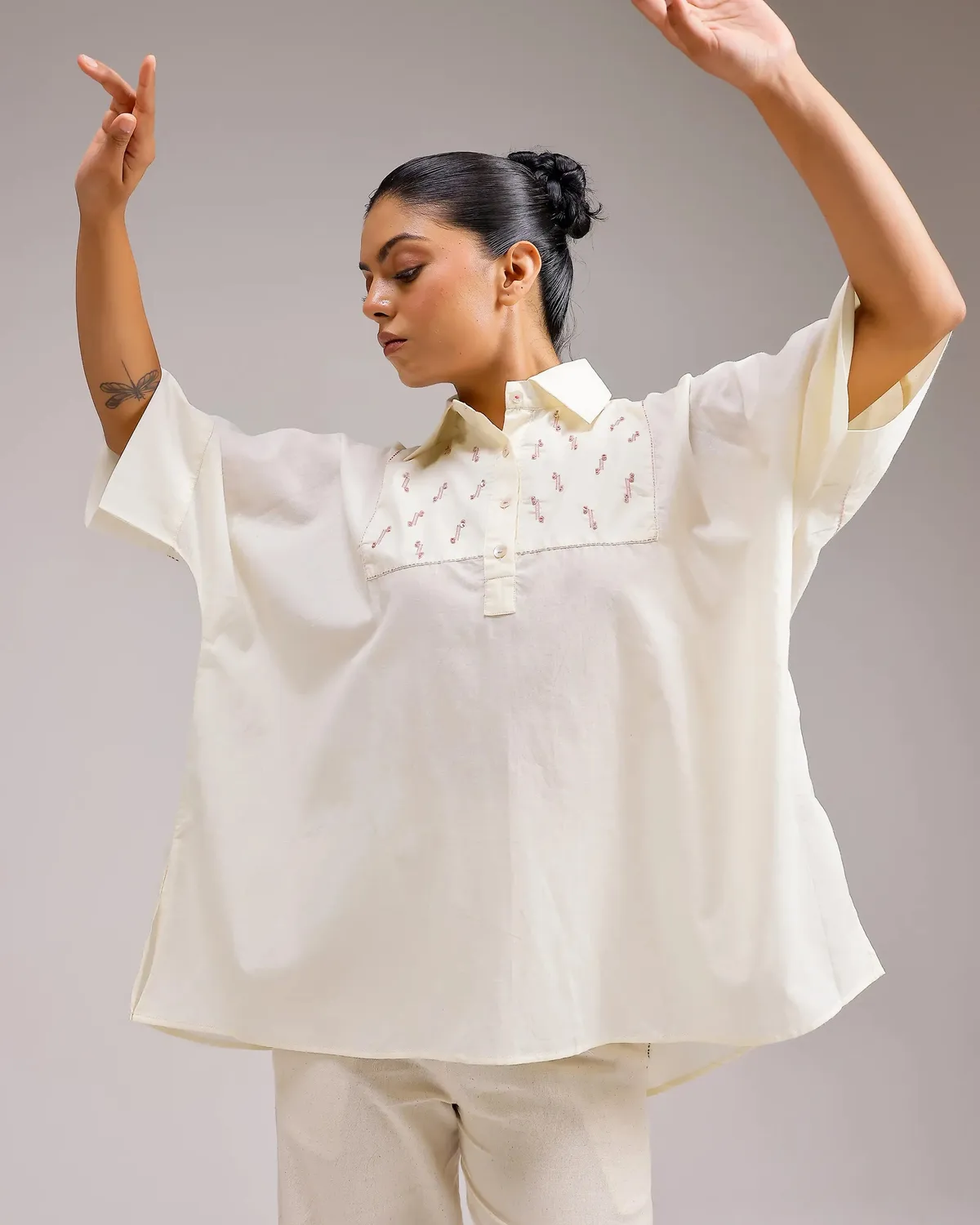 Our Dve Sheer top beige cotone taglia unica