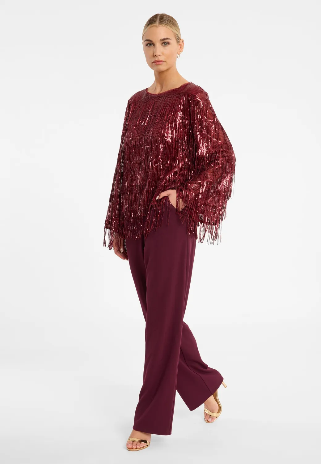 Ana Alcazar Cebata tuta elegante lunga bordeaux frange