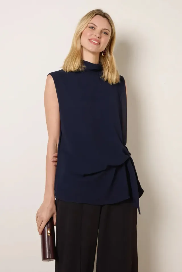 Blue Vanilla Tie Front camicetta chiffon navy smanicata