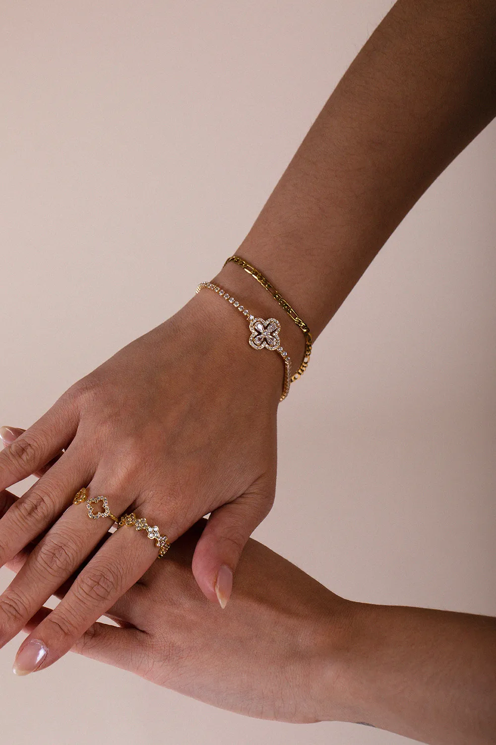 SVNX Clover bracciale oro quadrifoglio pietre