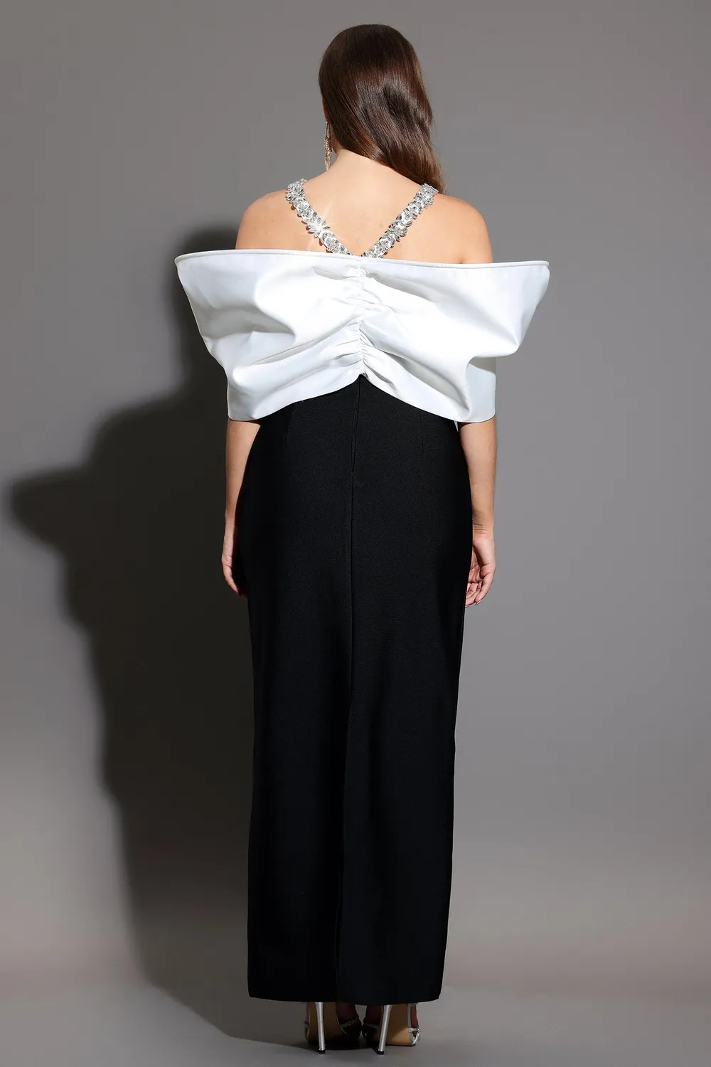 Bella Barnett Lucifa Halter Bow Bandage abito maxi nero XL