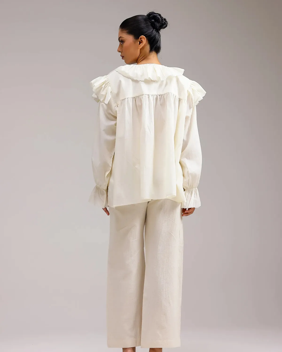 Our Dve Ivy top beige cotone volant