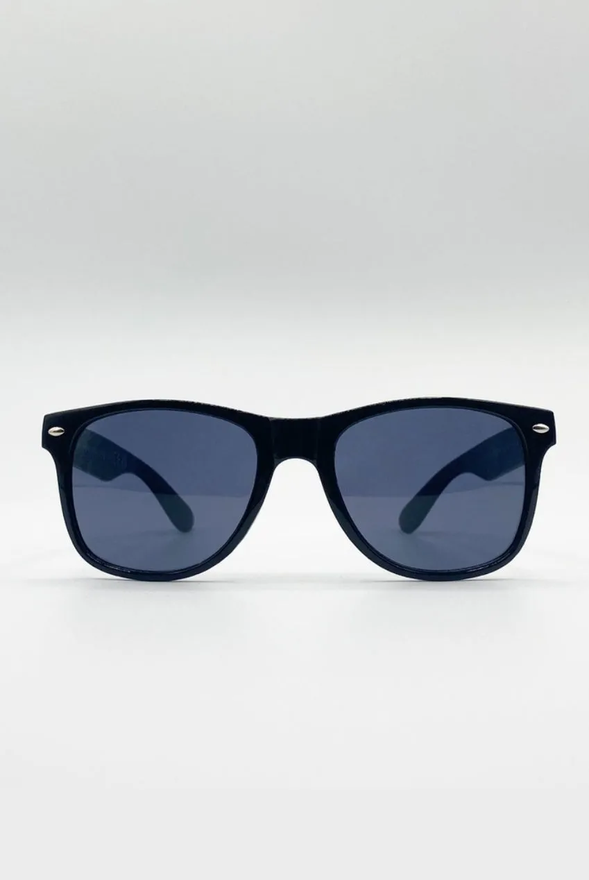 SVNX Classic Wayfarer occhiali da sole neri protezione UV400