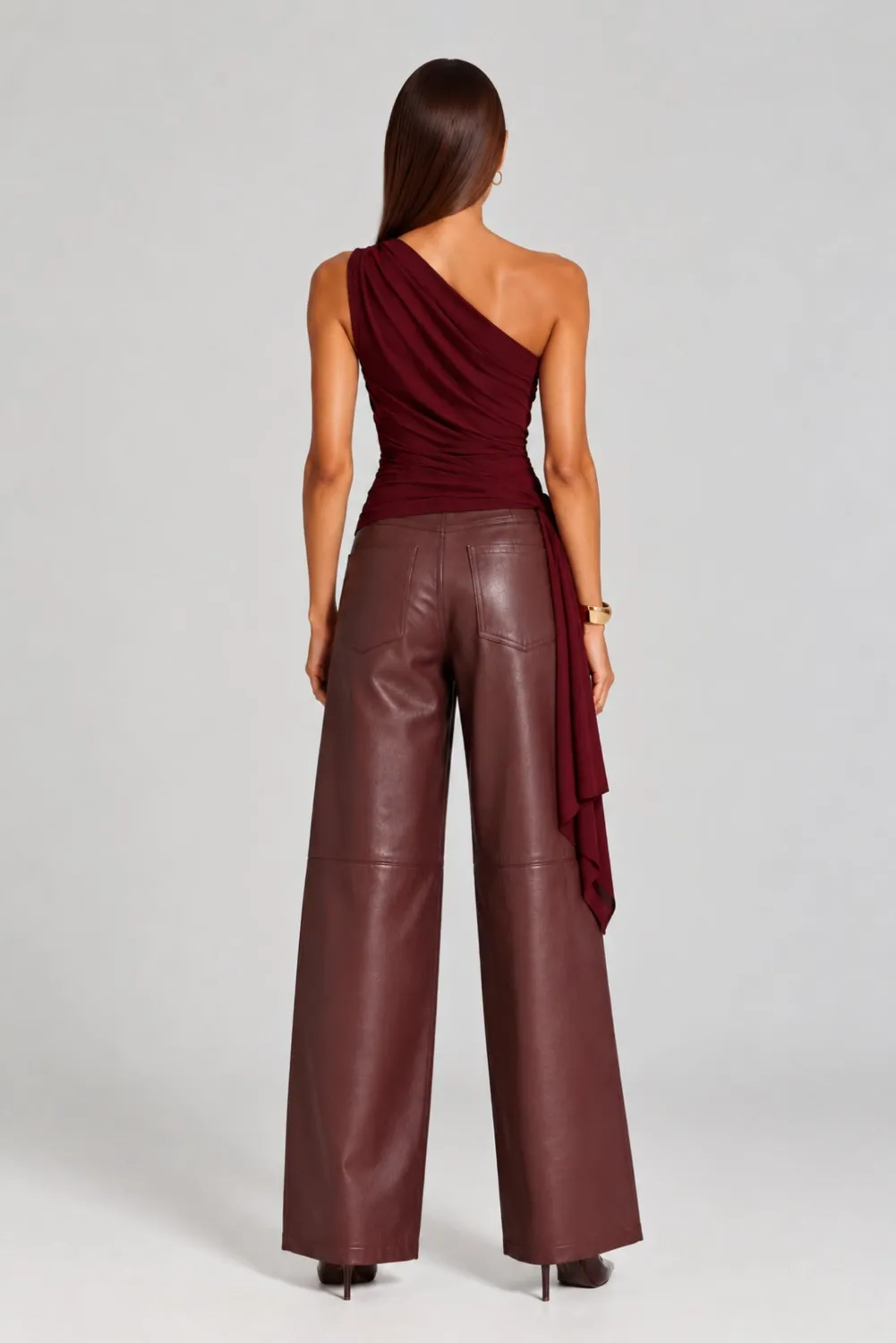 Honor Gold Khloe top monospalla bacca drappeggiato