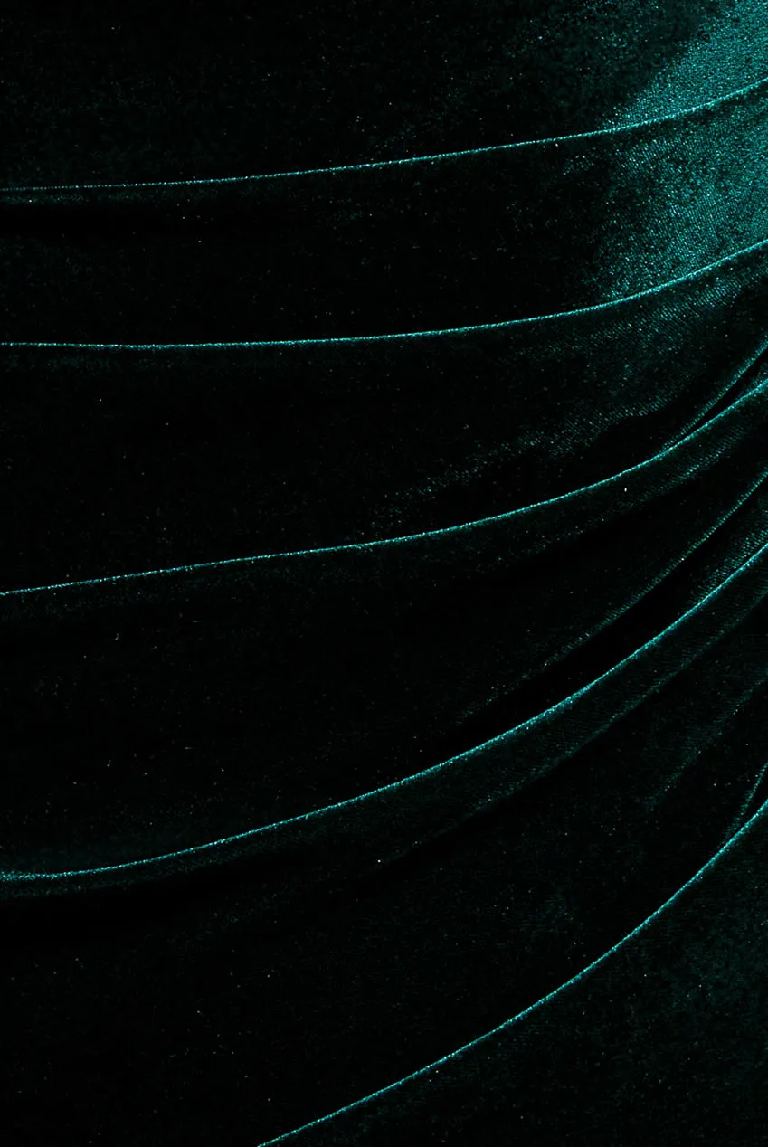 Goddiva One Shoulder abito velluto verde smeraldo lungo
