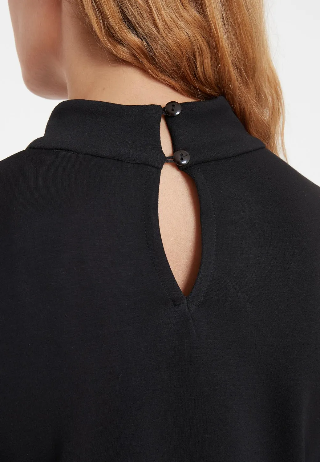 Ana Alcazar Semmi top nero elegante collo alto