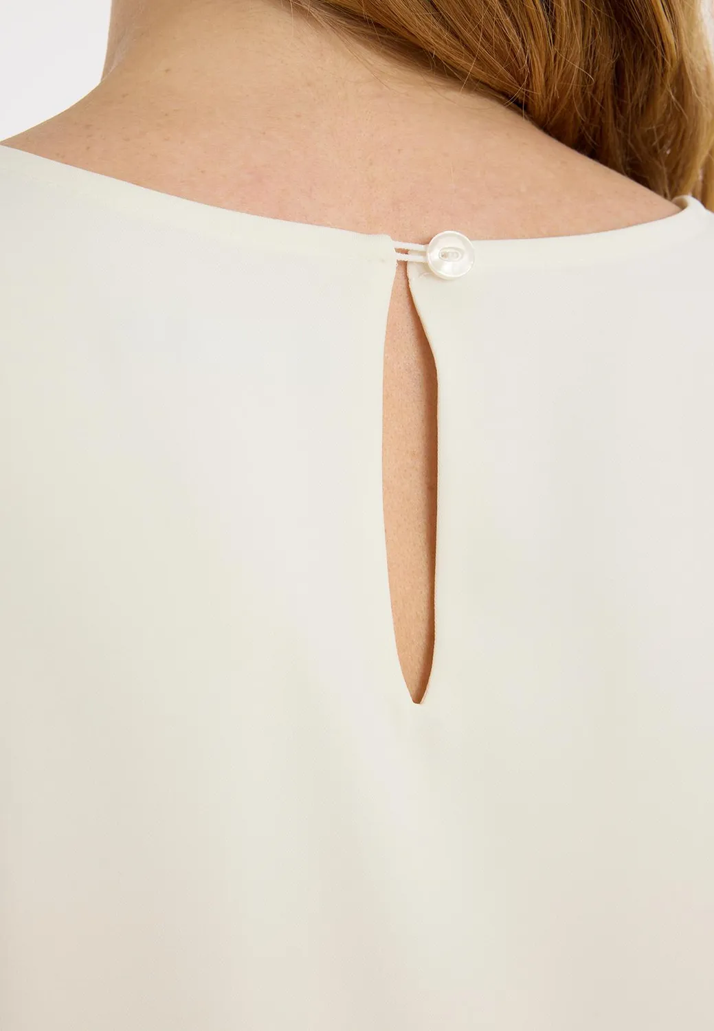 Ana Alcazar Zafeni abito bianco pizzo manica lunga