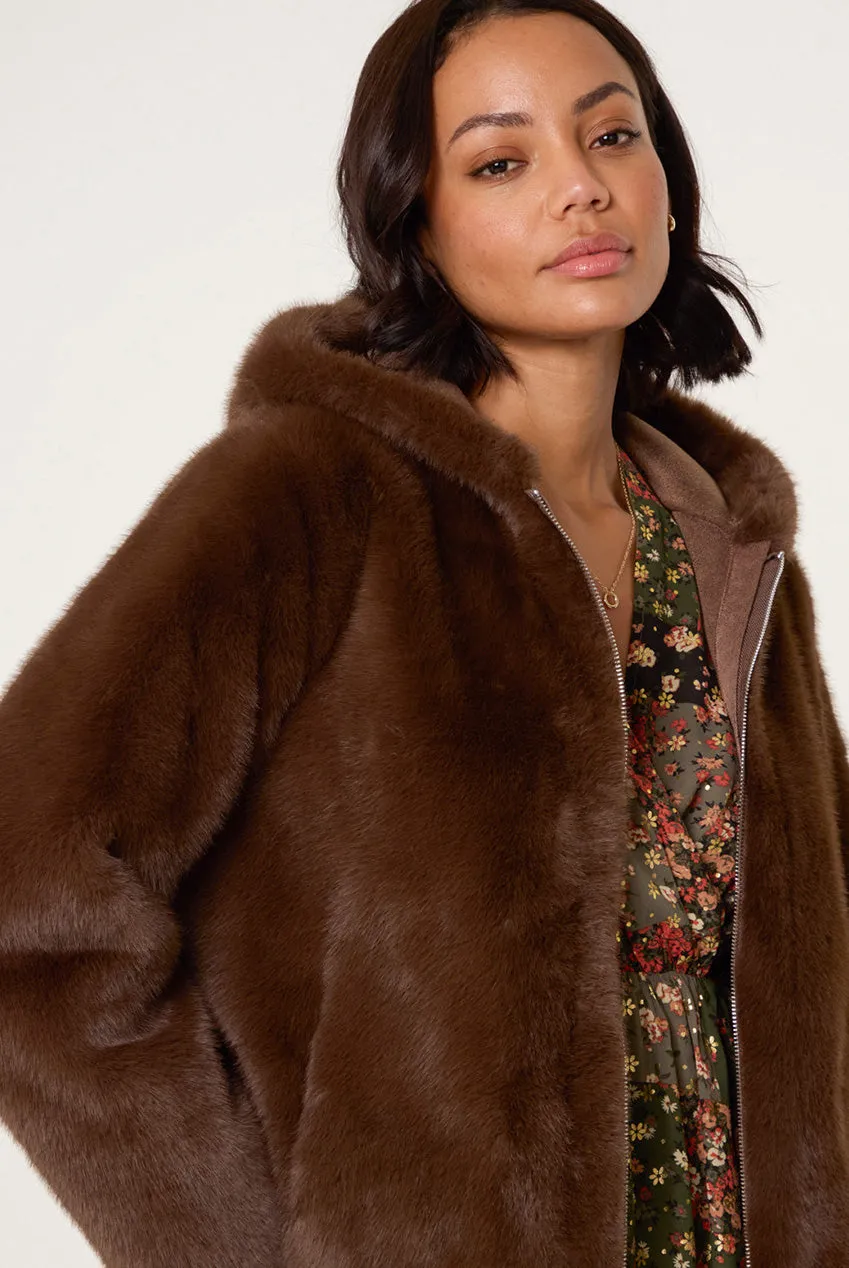 Blue Vanilla Faux Fur Giacca Caffè Cappuccio Pelliccia