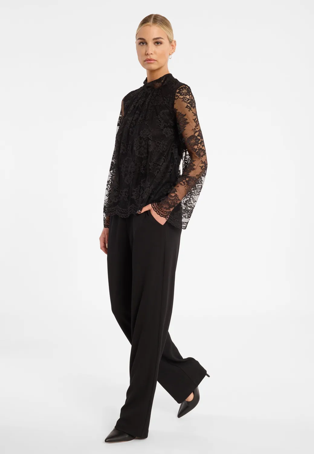 Ana Alcazar Cenuri tuta jumpsuit nero pizzo