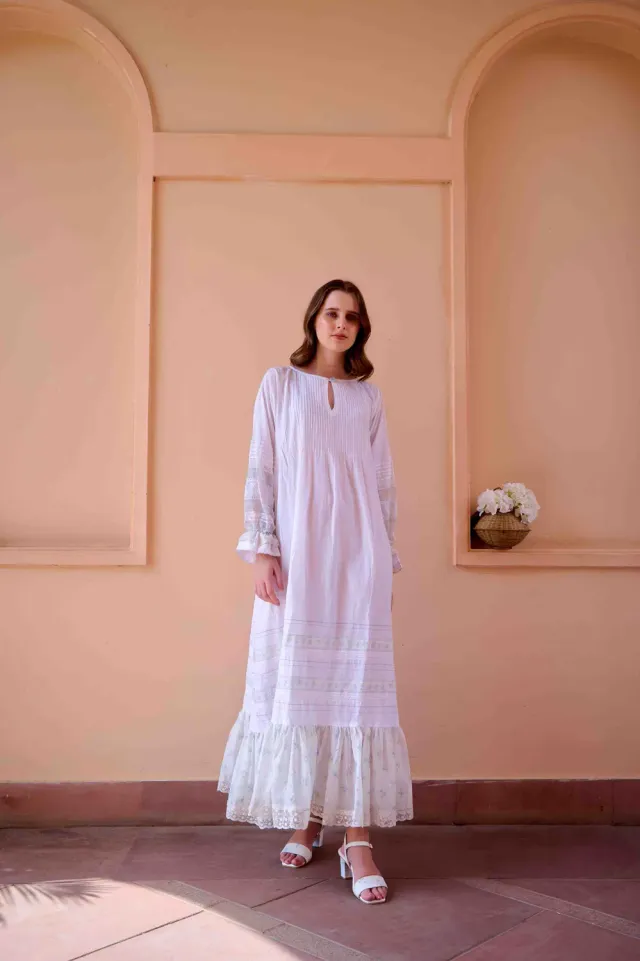 Our Dve Nancy maxi abito cotone bianco pizzo smerlo