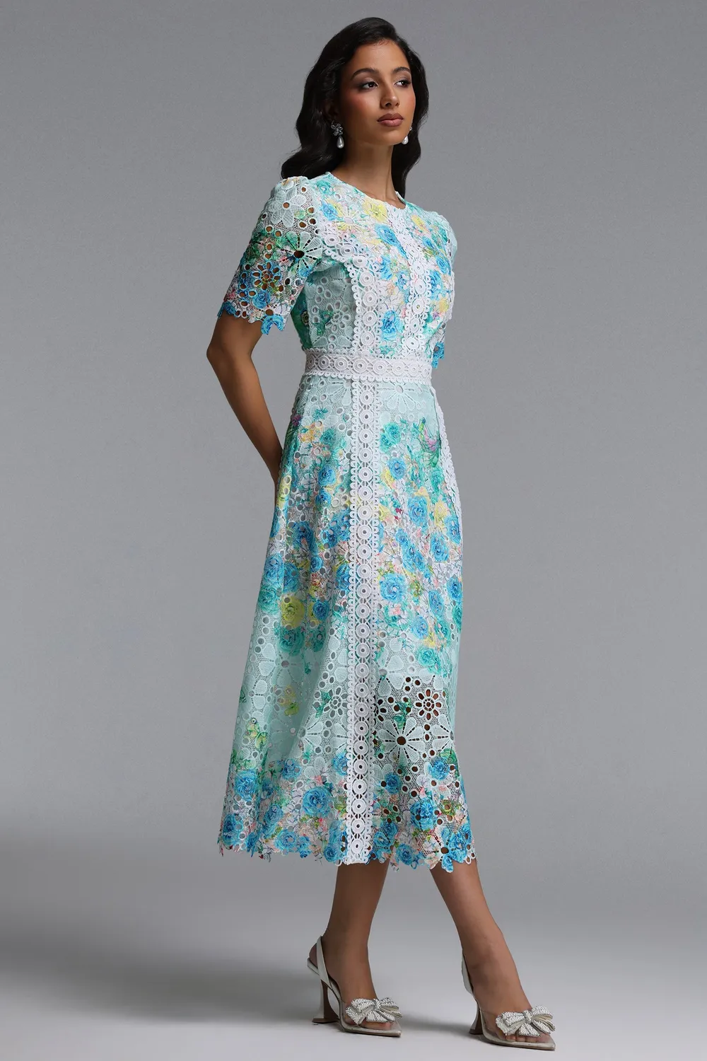 Bella Barnett Pillose abito maxi pizzo verde floreale
