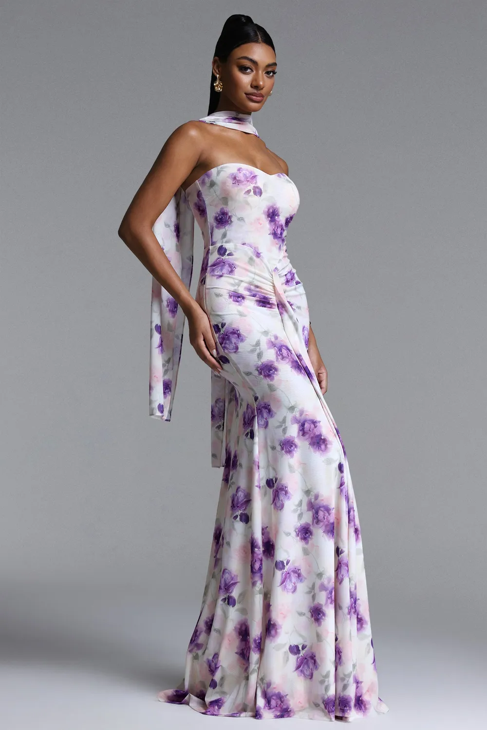 Bella Barnett Olivia abito maxi mesh viola floreale senza spalline