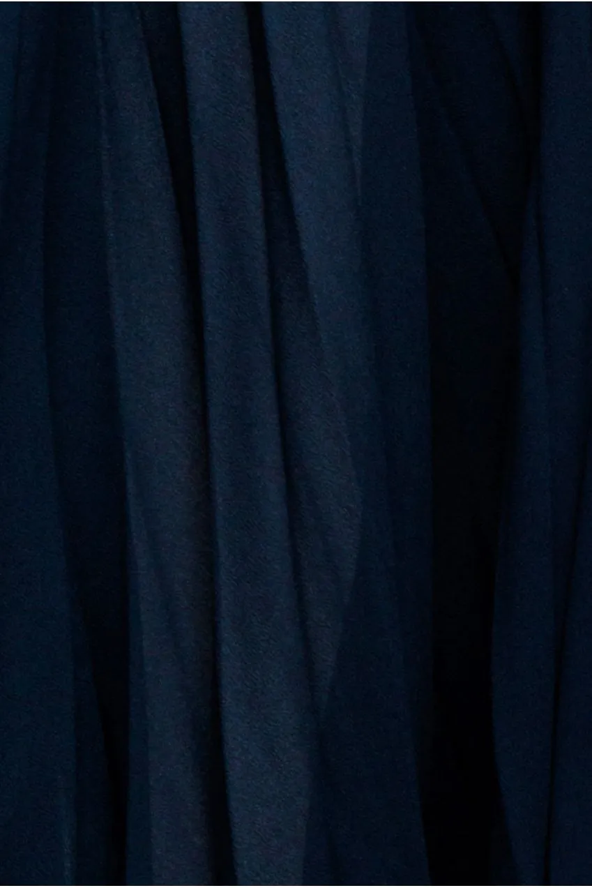 Goddiva Maxi senza spalline blu navy con mantella chiffon