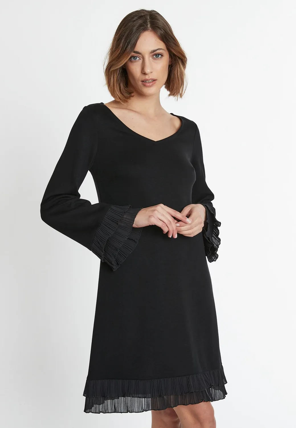Ana Alcazar Sipora abito jersey nero volant scollo V