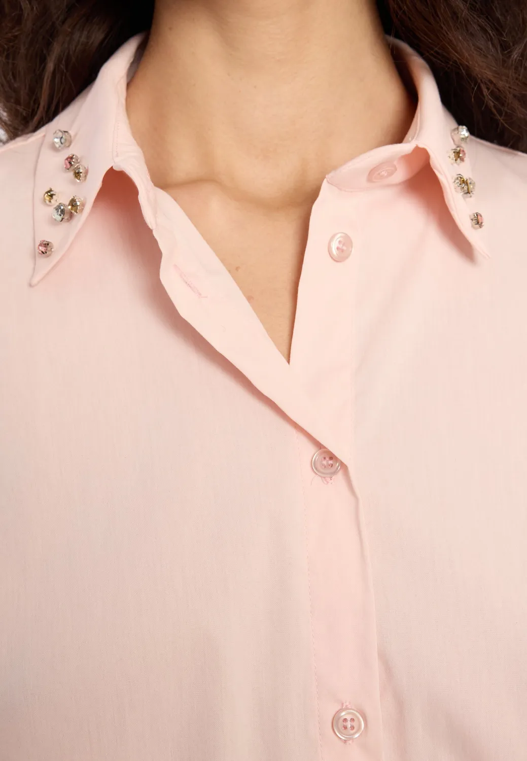Ana Alcazar Dozai blusa rosa estiva con strass
