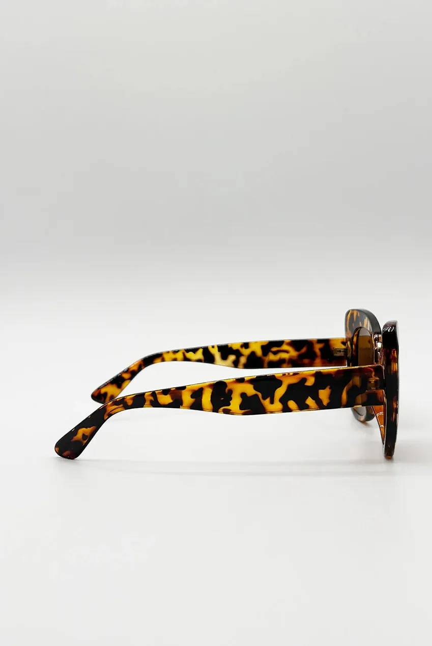 SVNX Oversized Cat-Eye occhiali sole tartarugati UV400