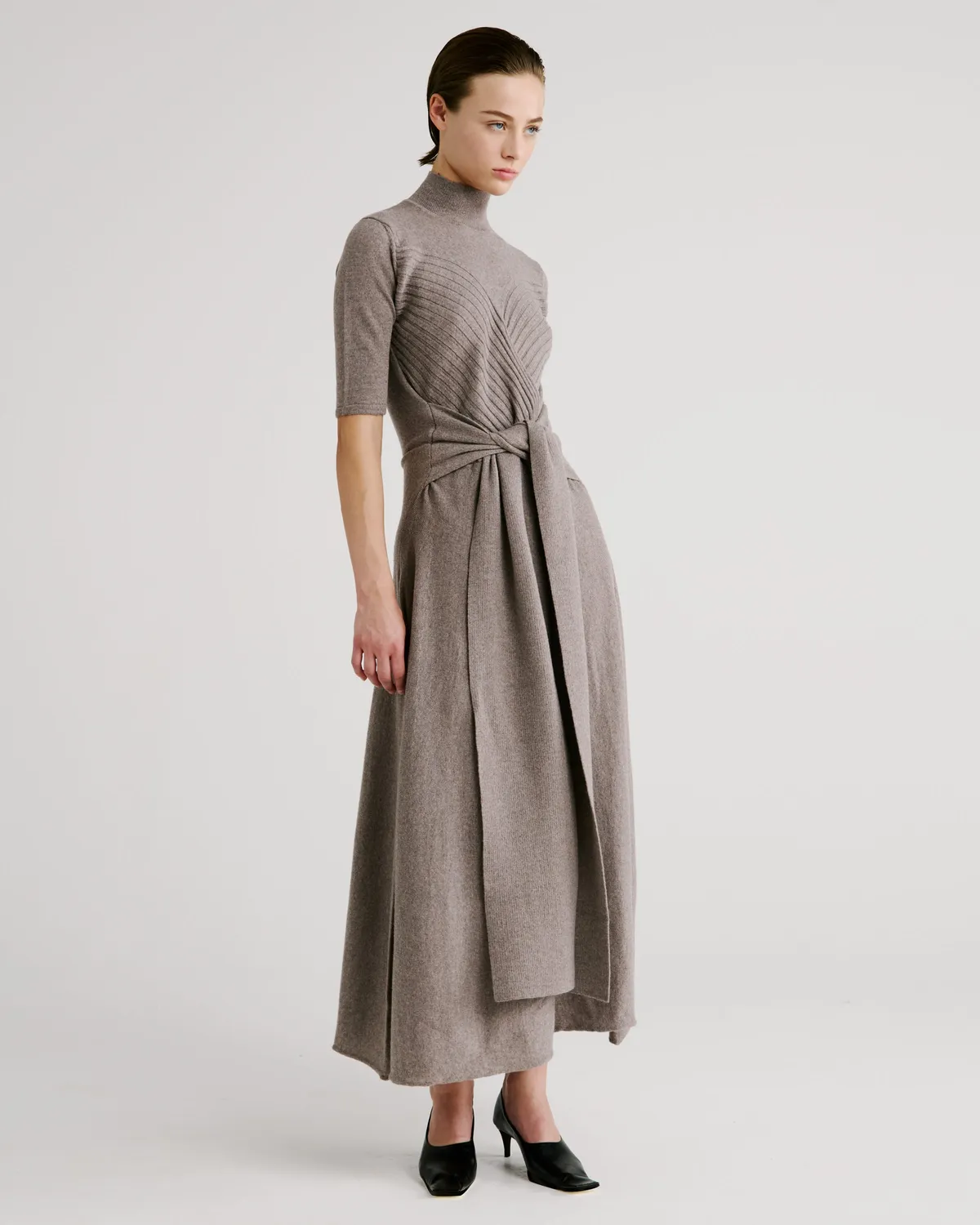 Violante Nessi Takashi abito maglia taupe merino