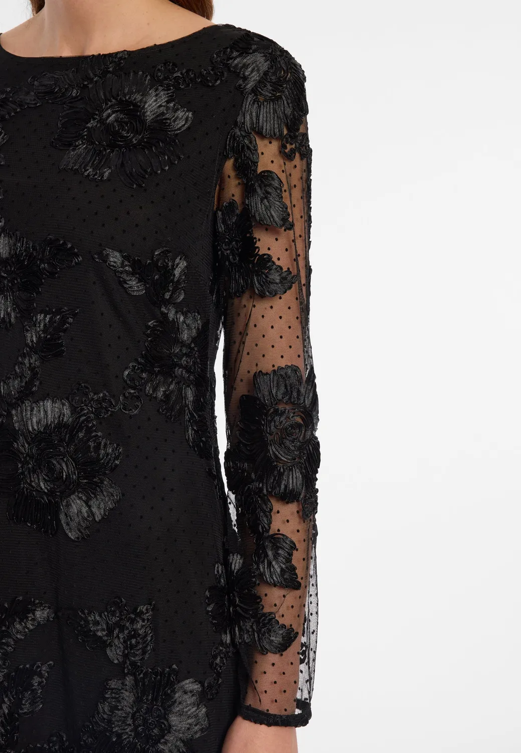 Ana Alcazar Elodrey abito nero pizzo floreale godet