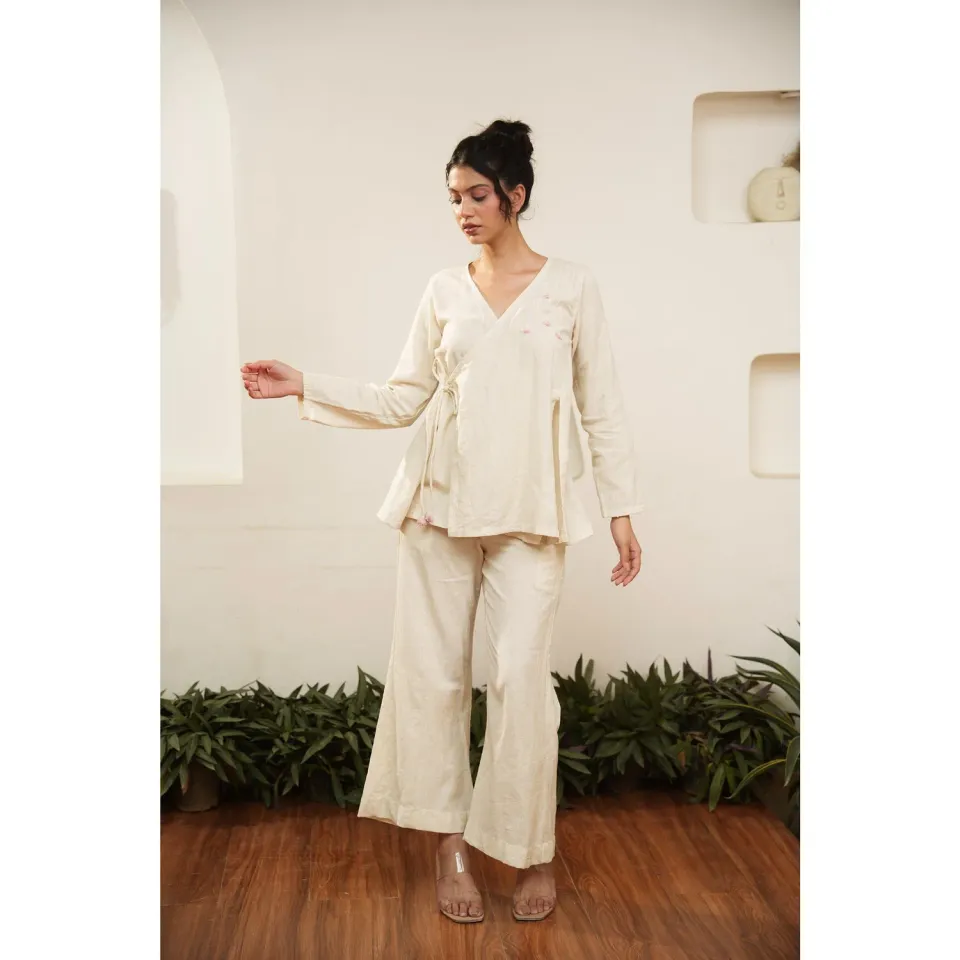 Our Dve Capsule 11 coordinato beige 2 pezzi tessuto a mano