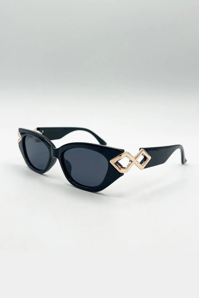 SVNX Cat-Eye Side Detail occhiali da sole nero