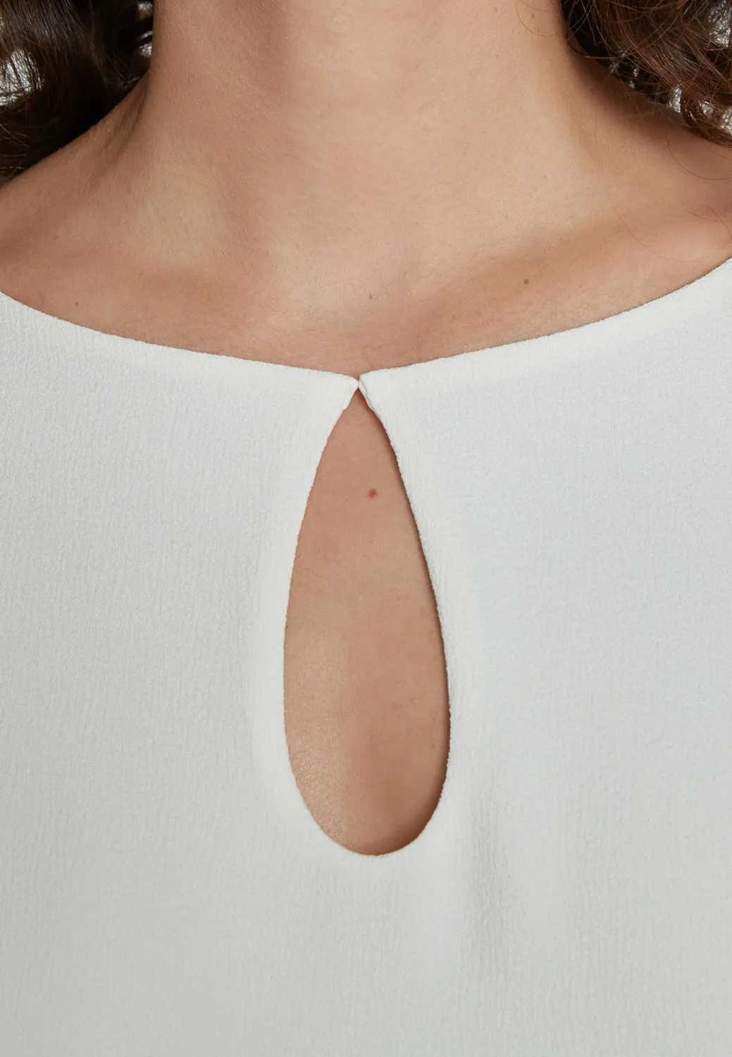 Ana Alcazar Kabale abito tunica pizzo cut-out