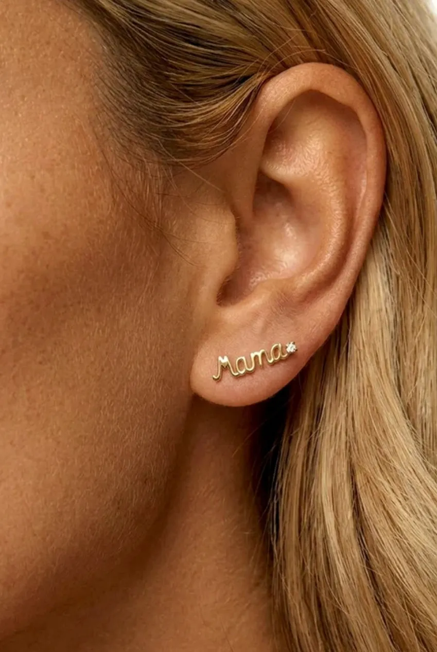 MUCHV Mama Script orecchini a lobo oro con zircone