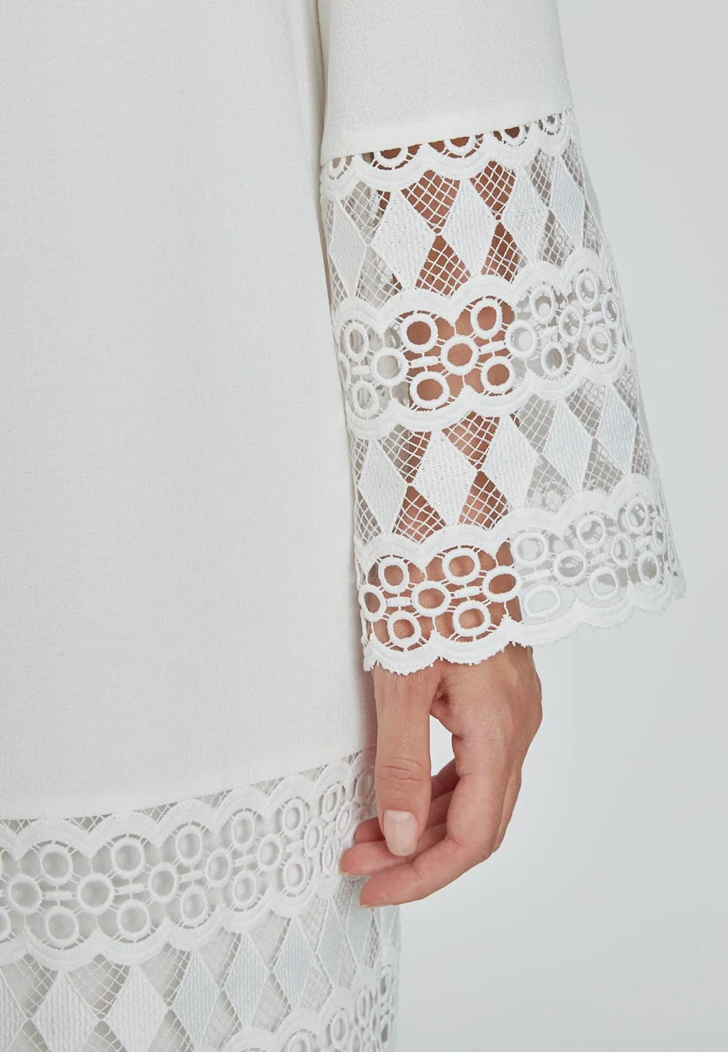 Ana Alcazar Kabale abito tunica pizzo cut-out
