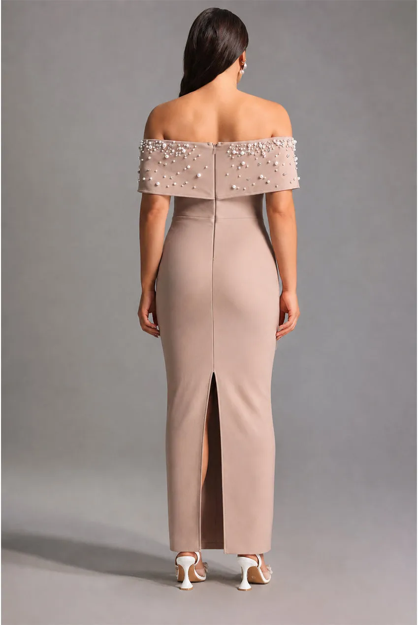 Bella Barnett Isme Contour Bandage abito maxi beige spalle scoperte