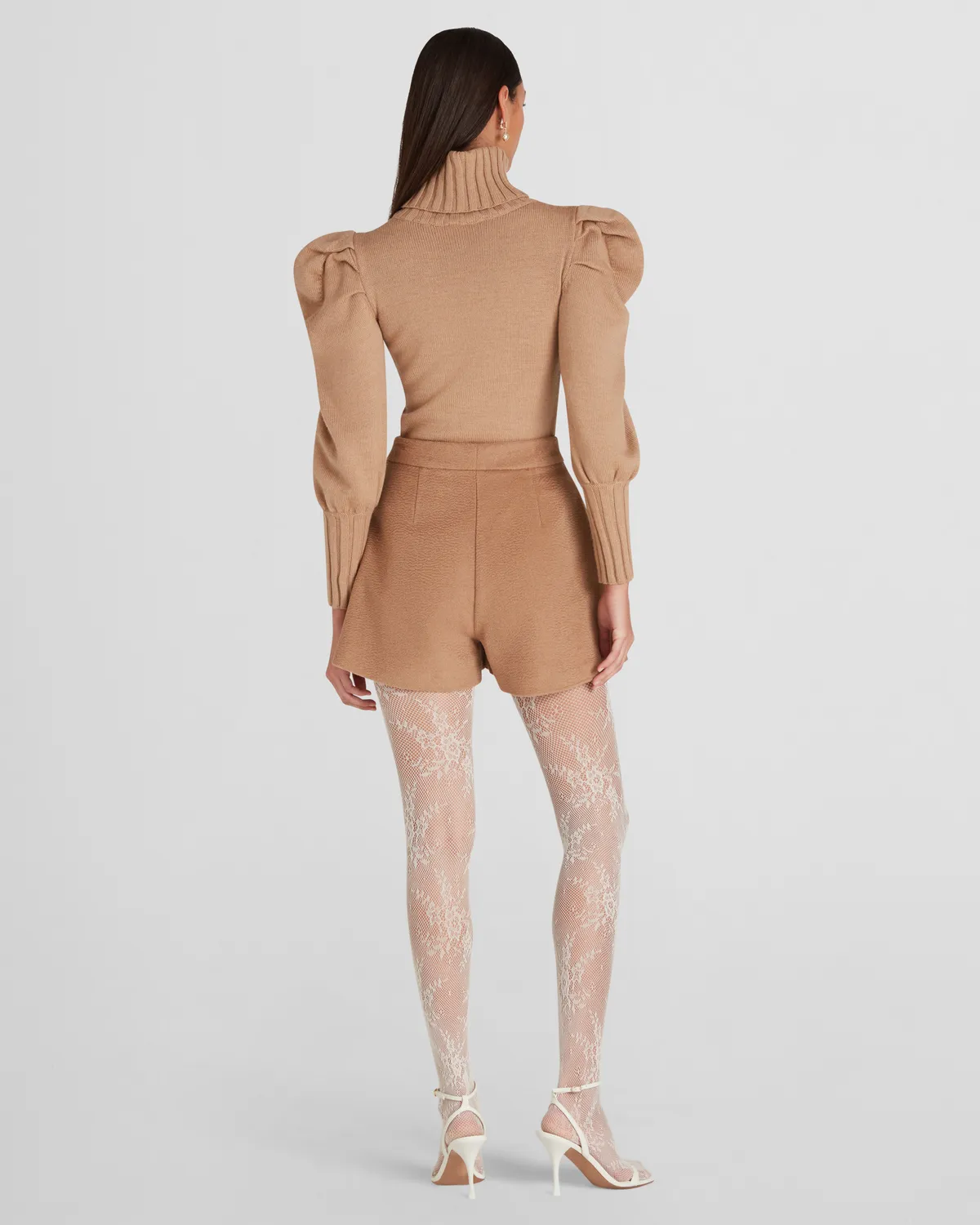 Violante Nessi Pasolini shorts cammello baby camel