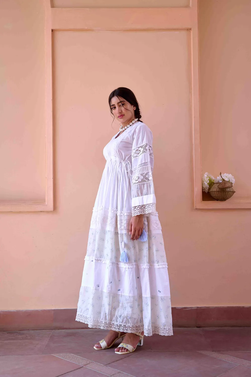 Our Dve Lucy abito lungo bianco cotone pizzo