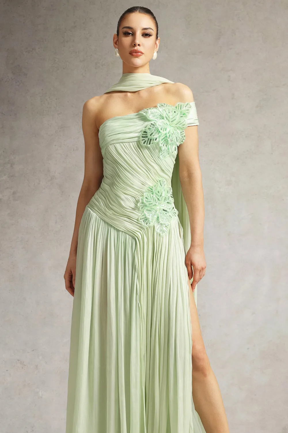 Bella Barnett Mellies abito maxi verde monospalla