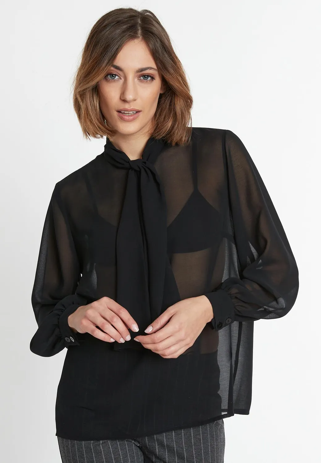Ana Alcazar Swana blusa chiffon nera con fiocco