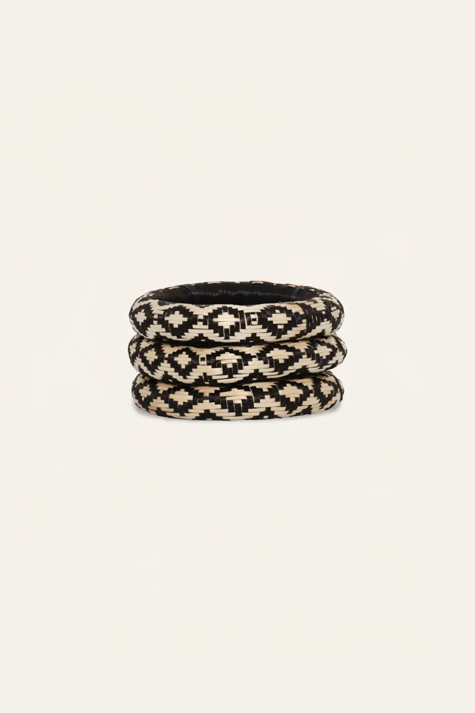 Johanna Ortiz Dancer's Essence bracciali neri tetera