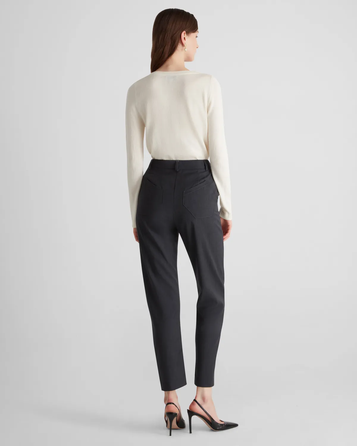 Violante Nessi Rotella top avorio cashmere scollo V