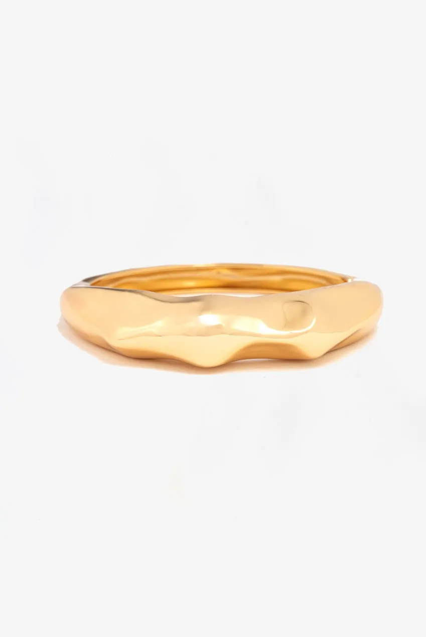 Uchi & Soto Nami bracciale oro martellato