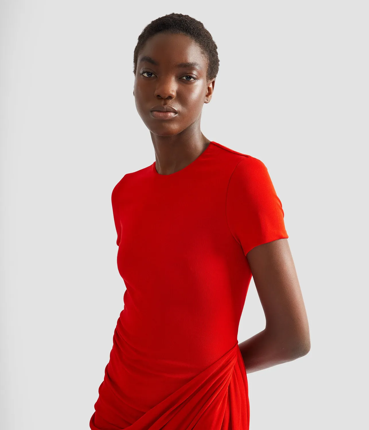 Erdem Fluid Crepe Jersey Short Sleeve Midi Dress abito rosso