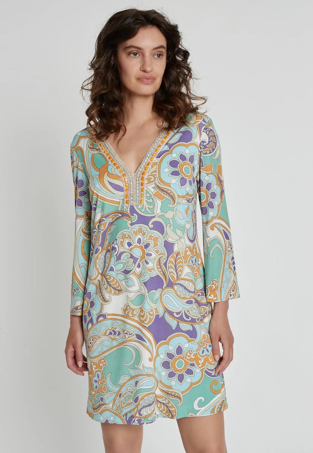 Ana Alcazar Kissy tunica corta fantasia paisley