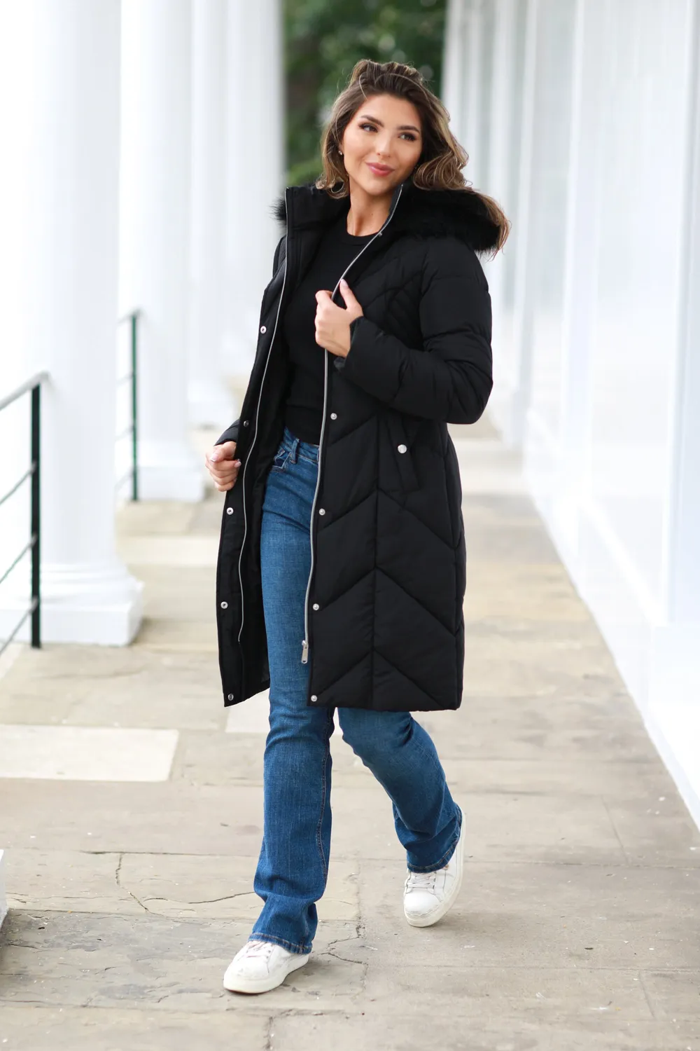 Double Second Belted Puffer Piumino Lungo Nero con Cappuccio cin