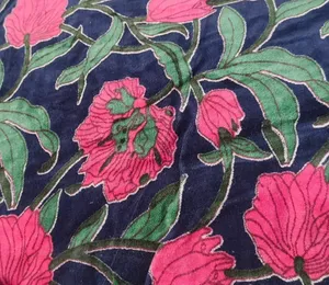 Dahlia Audrey abito rosso scollo quadrato linea A