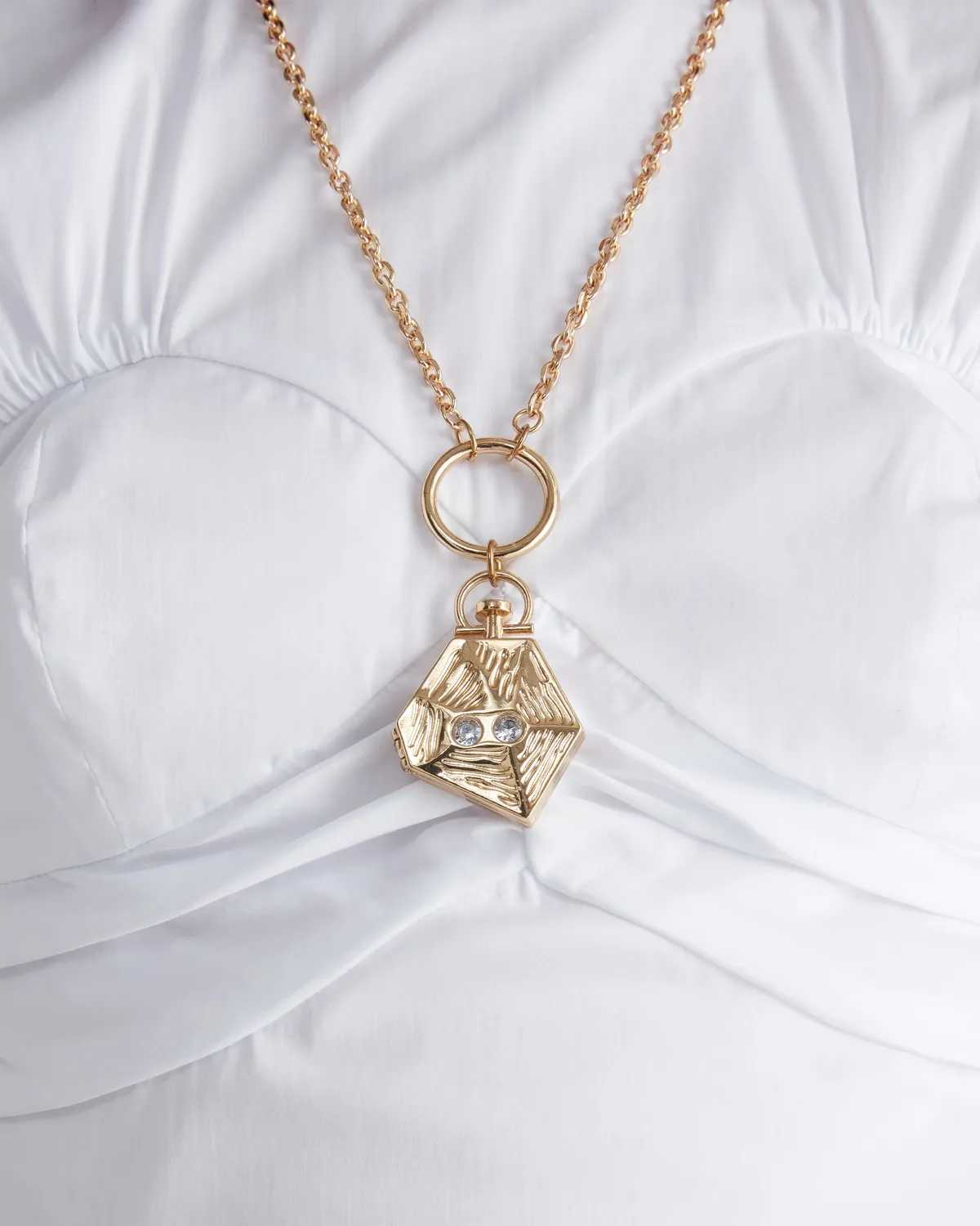 Violante Nessi Baricco collana oro perle faux zirconi
